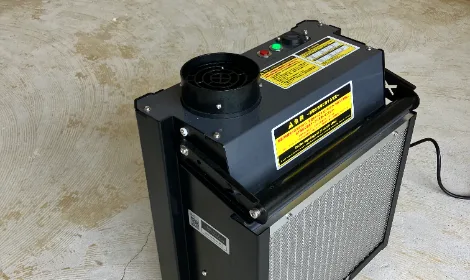 オゾン脱臭機を使用した消臭作業