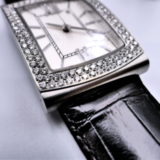 ブランド品の腕時計の遺品整理は相続放棄時に要注意