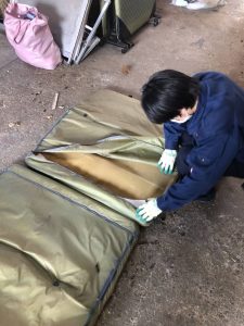 折りたたみベッドの解体方法②