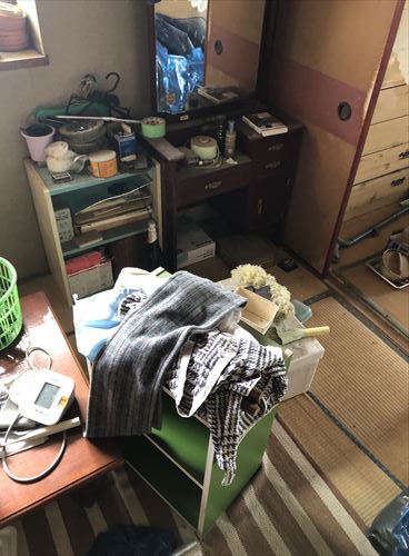 マンションの一室の片付け作業