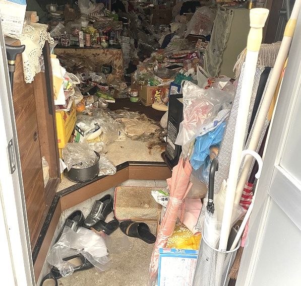 蟹江町ゴミ屋敷の片付け
