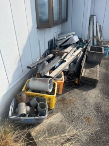 建屋外周片付け前