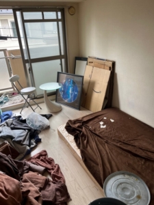 ワンルーム片付け前