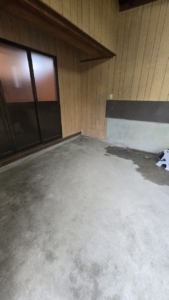 倉庫手前　作業後
