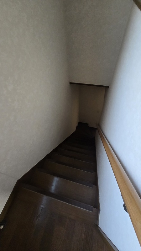 階段からは難しい